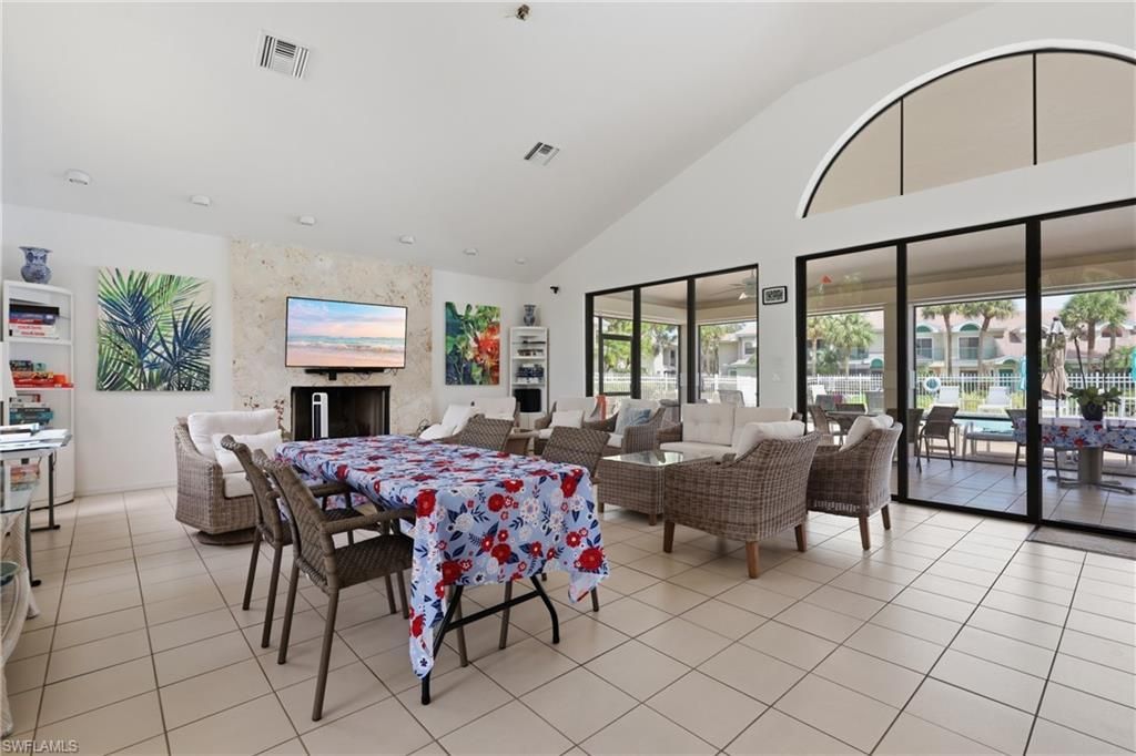 81 Emerald Woods Dr, Unit M3, Naples, FL 34108 Photo