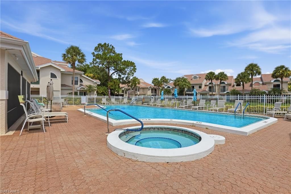 81 Emerald Woods Dr, Unit M3, Naples, FL 34108 Photo