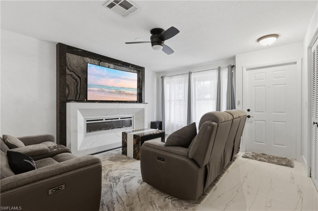 81 Emerald Woods Dr, Unit M3, Naples, FL 34108 Photo