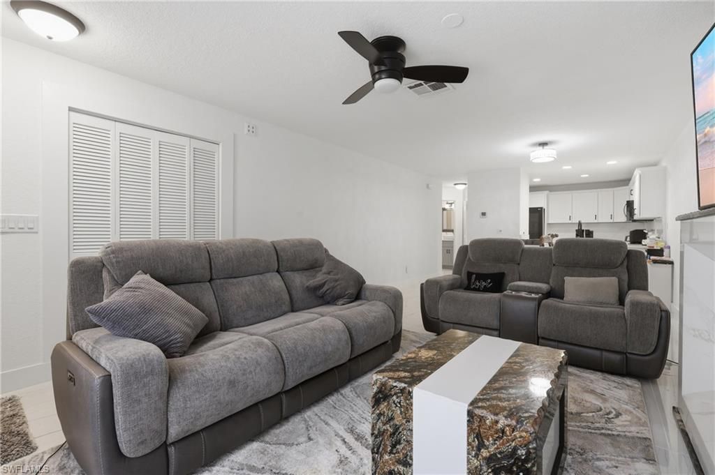 81 Emerald Woods Dr, Unit M3, Naples, FL 34108 Photo