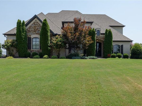 3879 W Norwood Place , Fayetteville, AR 72704