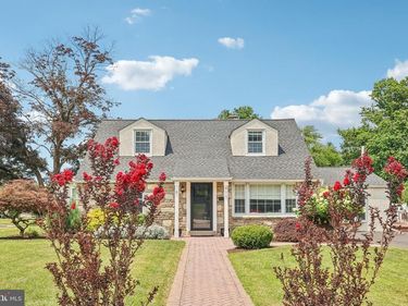 417 SUFFOLK ROAD, FLOURTOWN, PA 19031