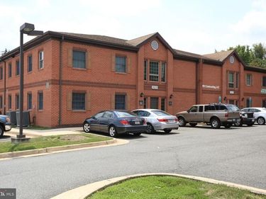 10515 CRESTWOOD DRIVE , Unit 201, MANASSAS, VA 20109