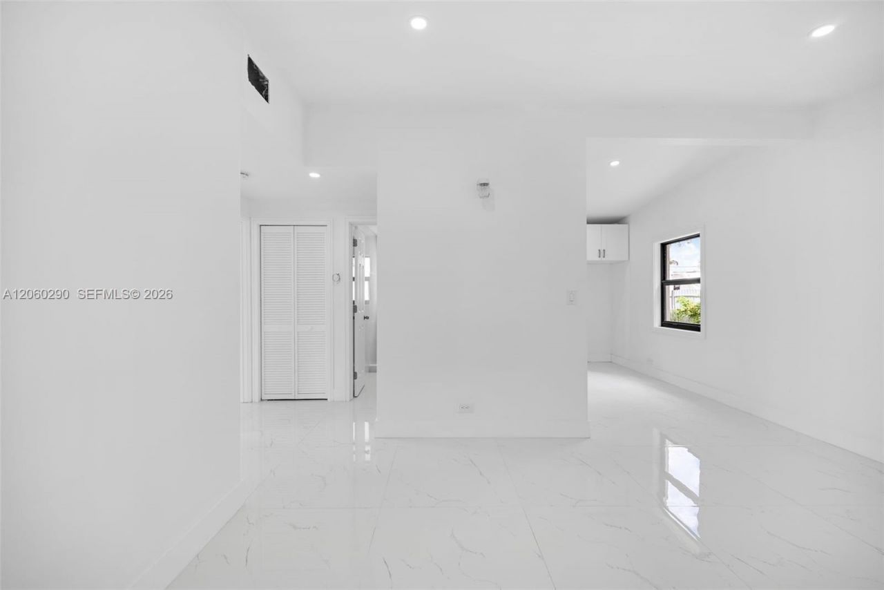 16410 NW 22nd Ct, Miami Gardens, FL 33054 Photo