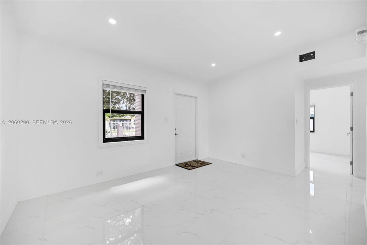 16410 NW 22nd Ct, Miami Gardens, FL 33054 Photo