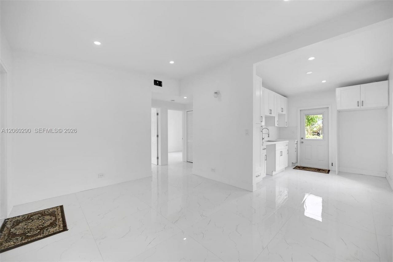 16410 NW 22nd Ct, Miami Gardens, FL 33054 Photo