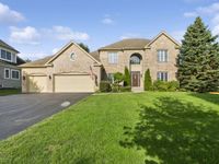 920 Lyons Ridge Drive, Cary, IL 60013 primary photo