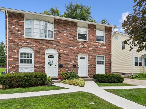 14-16 S Huffman Street , Naperville, IL 60540