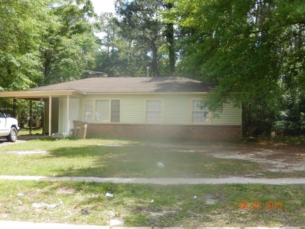 2555 Farnell Drive , Mobile, AL 36605