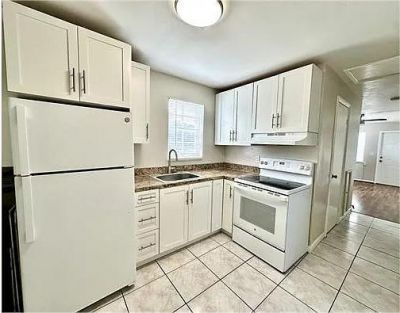 420 Douglass Avenue, West Palm Beach, FL 33401 Photo
