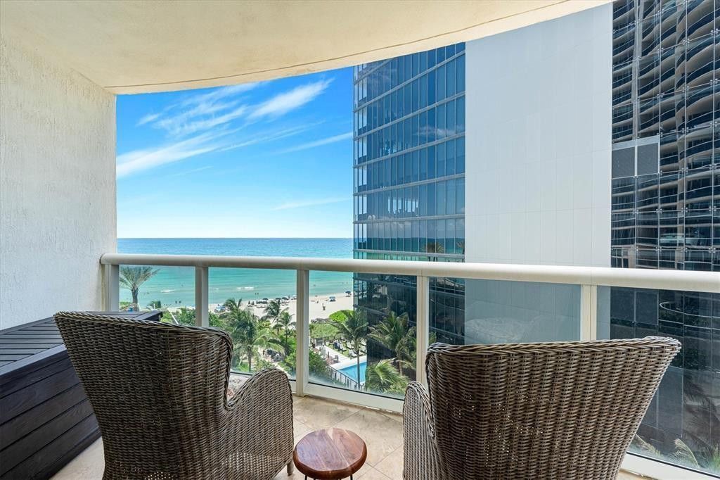 17201 Collins Avenue, Unit 805, Sunny Isles Beach, FL 33160 Photo