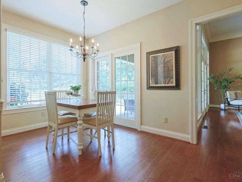 8000 Chinquapin Lane, Indian Hill, OH 45243 Photo 25