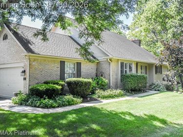 4532 Golf View Drive, Genoa Township, Mi 48116