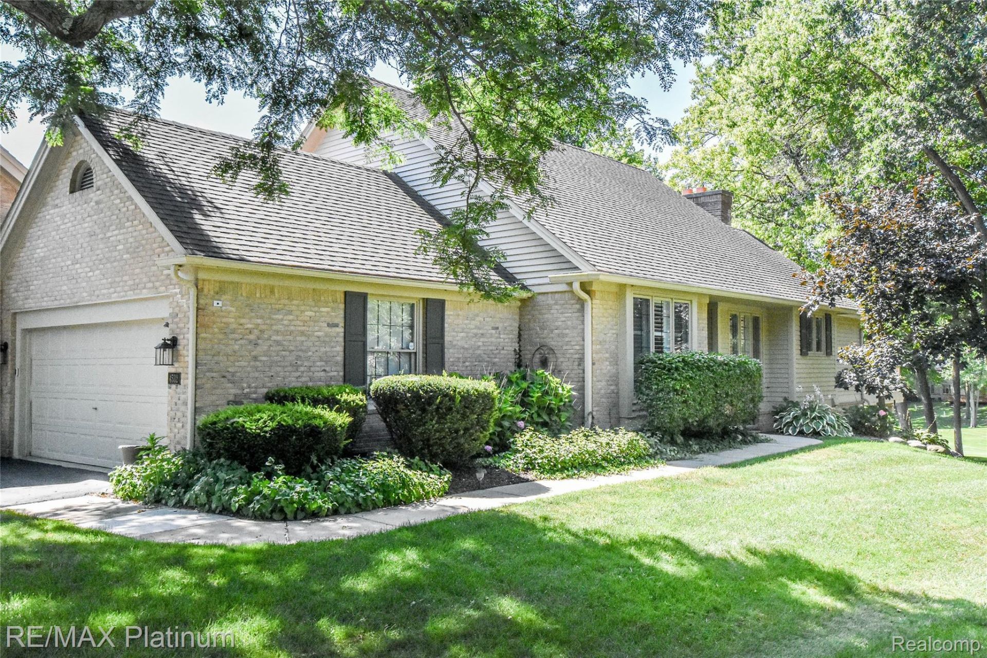 4532 Golf View Drive, Genoa Township, Mi 48116 Main Photo