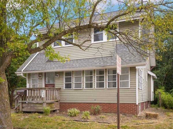 888 Harrison Avenue , Akron, OH 44314
