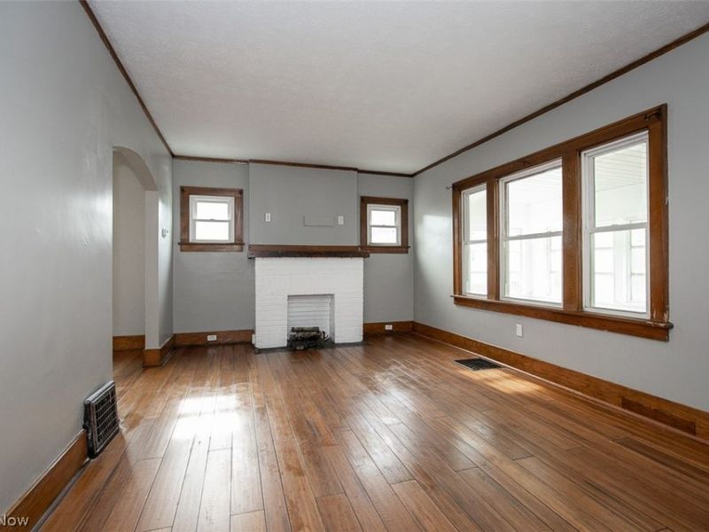 888 Harrison Avenue , Akron, OH 44314 Photo 4