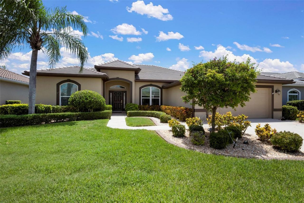 1139 Kittiwake Drive , Venice, FL 34285 Main Photo