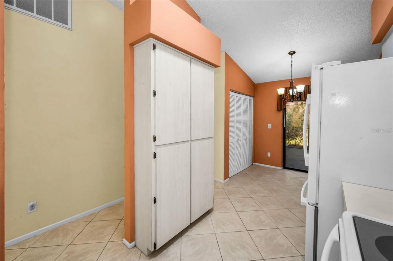 3500 Magnolia Ridge Circle, Unit 405, Palm Harbor, FL 34684 Photo