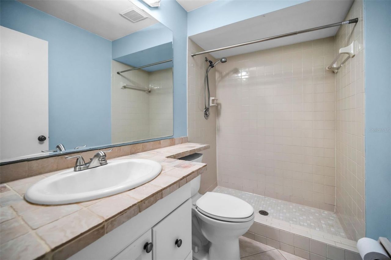 3500 Magnolia Ridge Circle, Unit 405, Palm Harbor, FL 34684 Photo