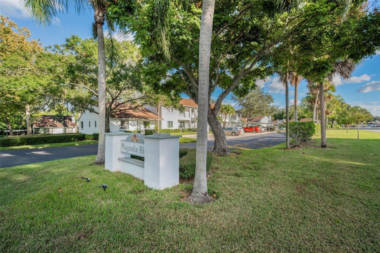 3500 Magnolia Ridge Circle, Unit 405, Palm Harbor, FL 34684 Photo