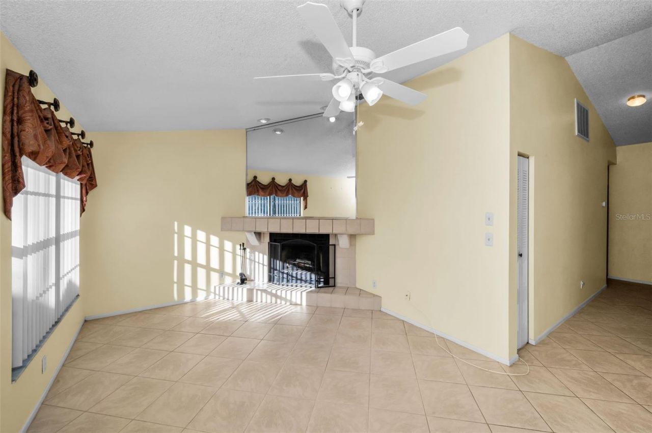 3500 Magnolia Ridge Circle, Unit 405, Palm Harbor, FL 34684 Photo