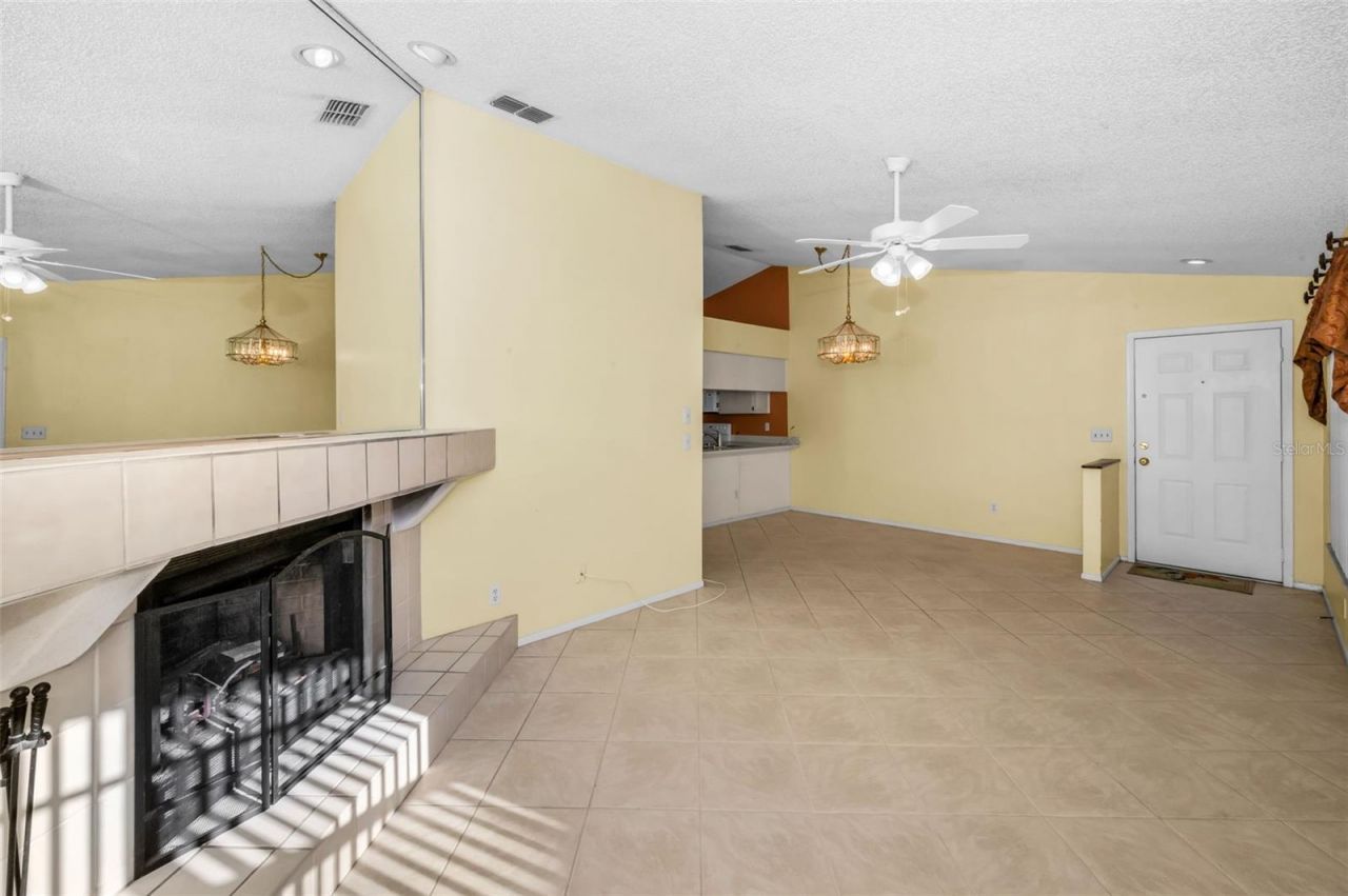 3500 Magnolia Ridge Circle, Unit 405, Palm Harbor, FL 34684 Photo