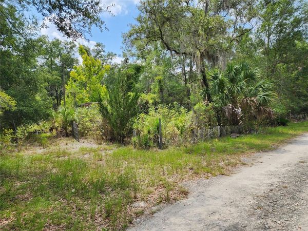 11335 N GINNY LANE POINT , INGLIS, FL 34449