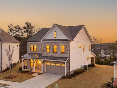 4469 Burton Bend Way , Buford, GA 30518