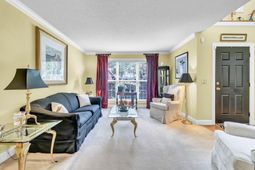5472 Clearview Drive photo 4