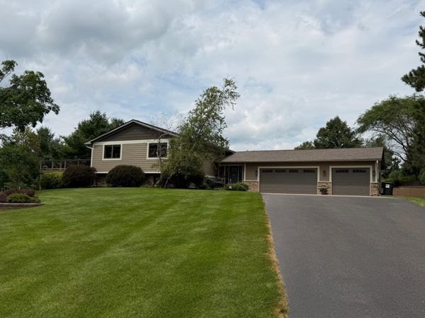 746 Packer Drive, Hudson, WI 54016