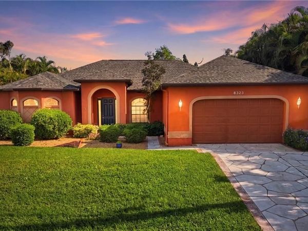 8323 Caloosa RD , FORT MYERS, FL 33967