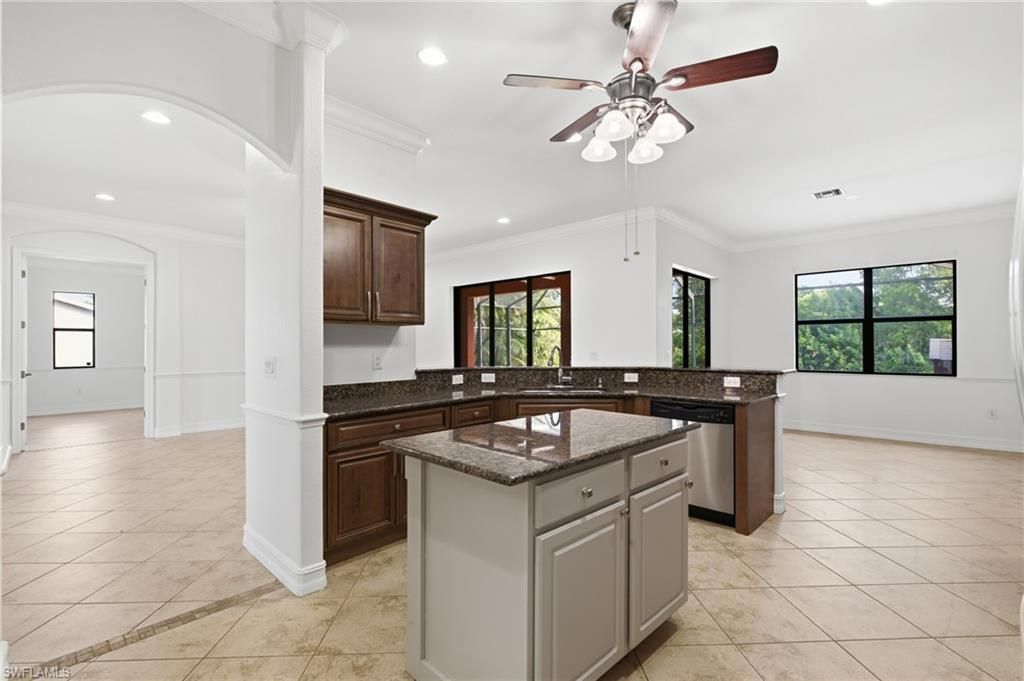 8323 Caloosa Rd , Fort Myers, FL 33967 Photo