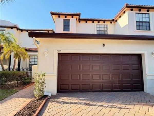 7317 Bristol CIR , NAPLES, FL 34120
