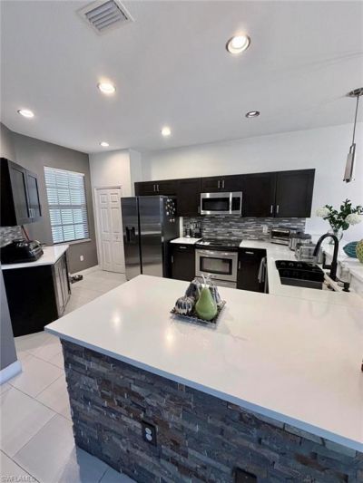 7317 Bristol Cir, Naples, FL 34120 Photo