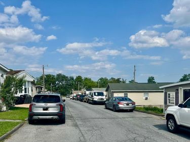 1963 SHEAFFER ROAD, ELIZABETHTOWN, PA 17022
