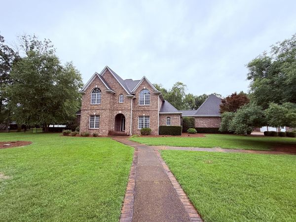 1587 Larkspur Cr., Tupelo, MS 38801