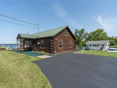 25191 Road 212 , Dexter, NY 13634