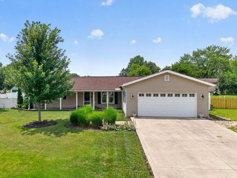 15753 Valleyview Drive N, Marysville, OH 43040 Photo 1