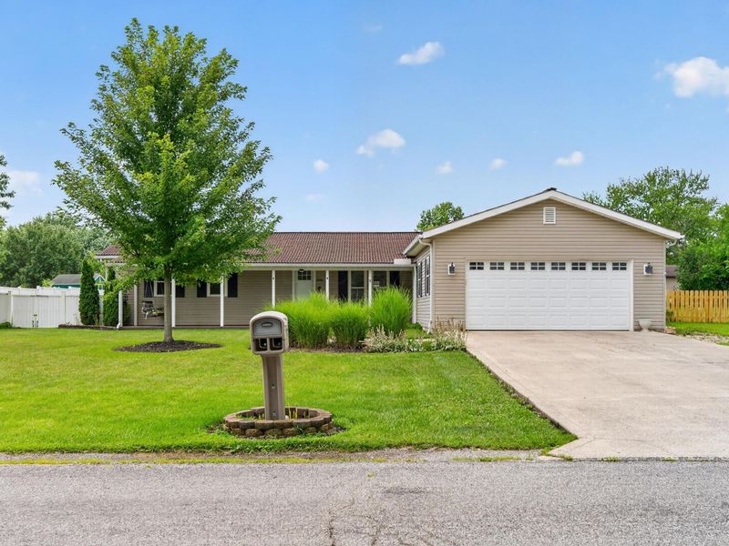 15753 Valleyview Drive N, Marysville, OH 43040 Photo 3