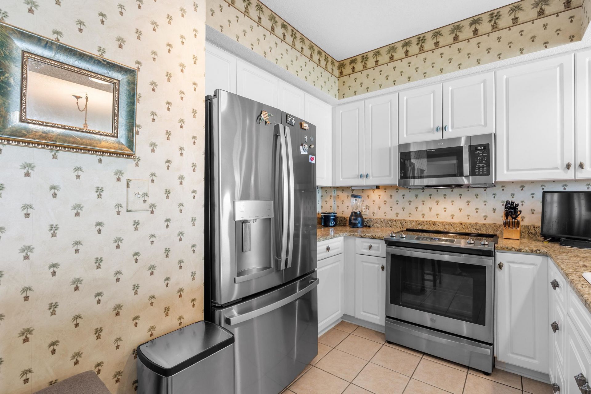 5700 North Ocean Blvd.  Photo 11