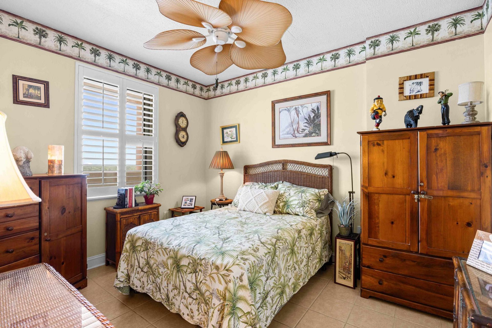 5700 North Ocean Blvd.  Photo 20