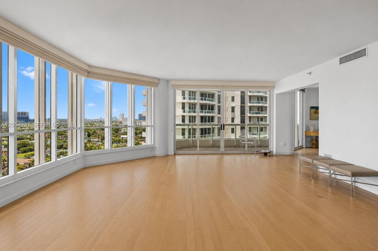 21150 Point Pl , Unit 1605, Aventura, FL 33180 Photo