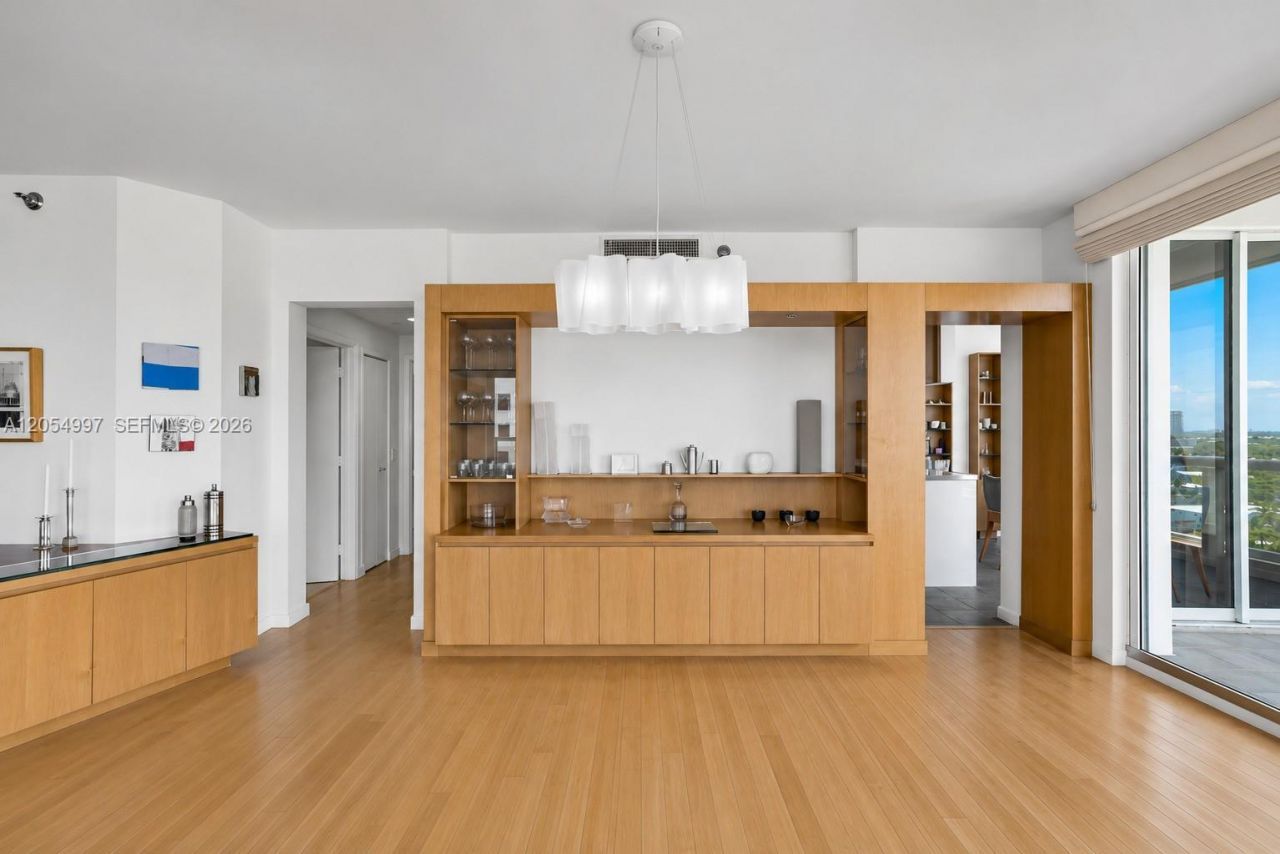 21150 Point Pl , Unit 1605, Aventura, FL 33180 Photo