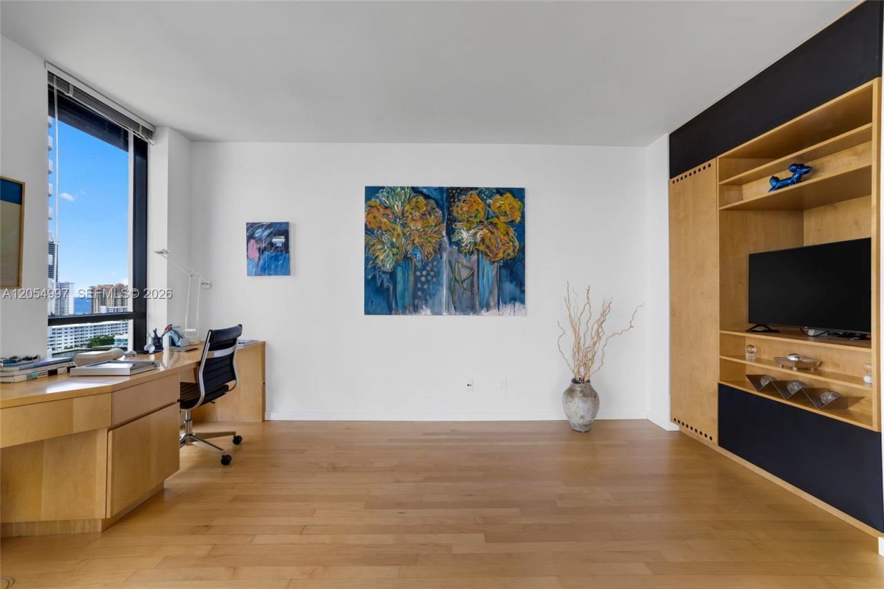 21150 Point Pl , Unit 1605, Aventura, FL 33180 Photo