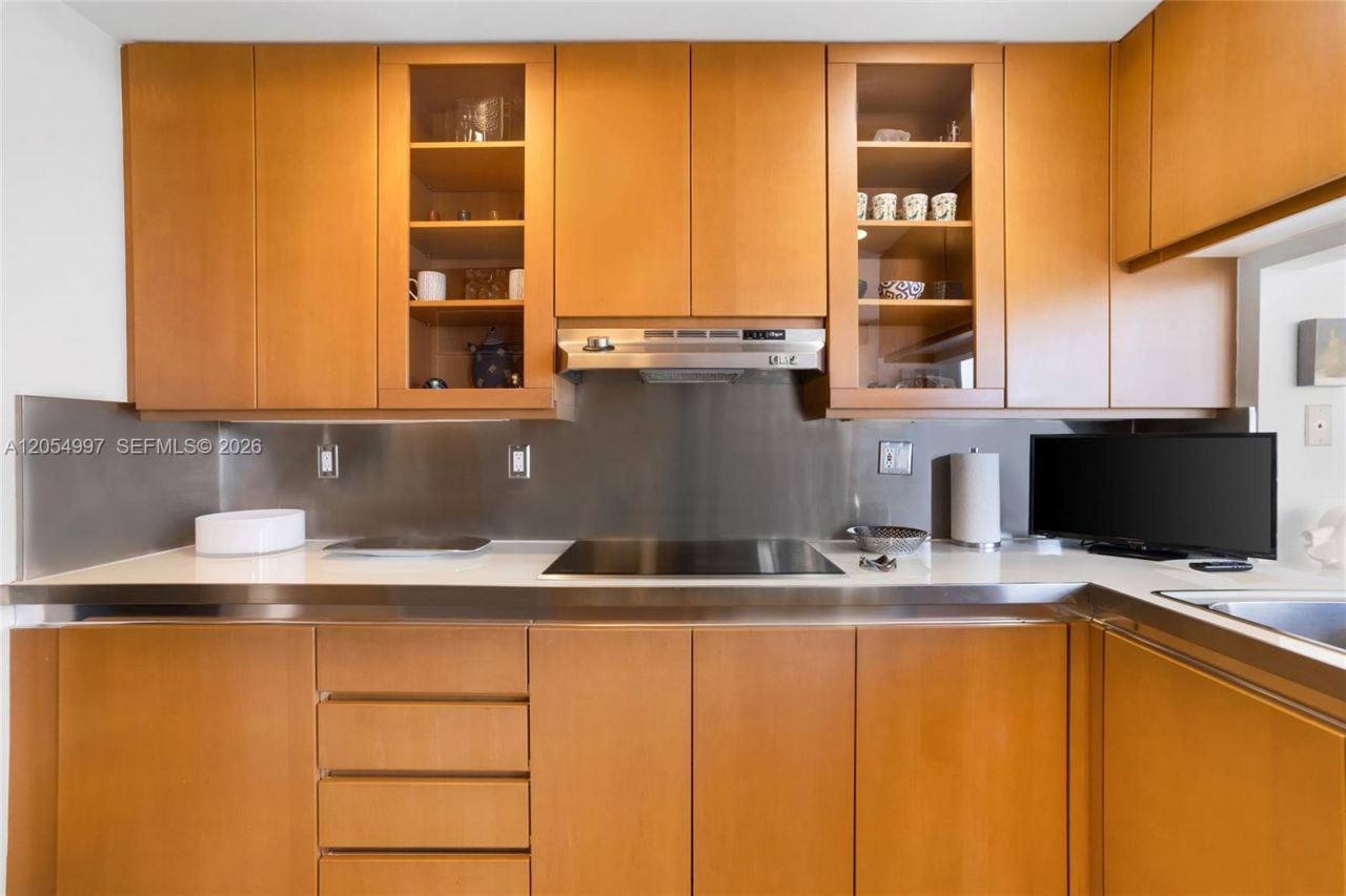 21150 Point Pl , Unit 1605, Aventura, FL 33180 Photo