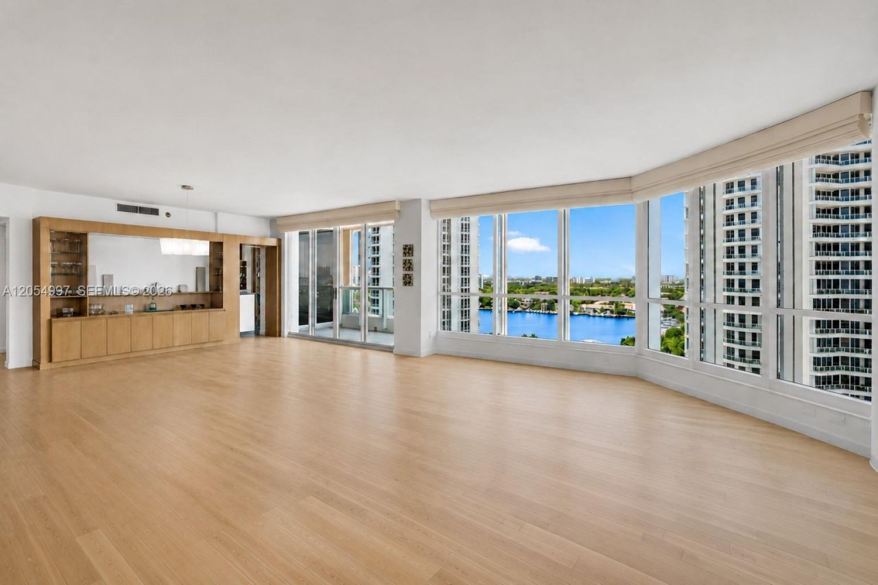 21150 Point Pl , Unit 1605, Aventura, FL 33180 Photo