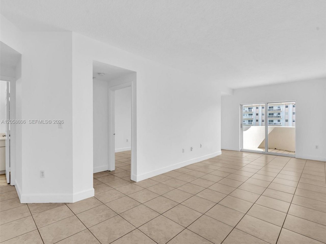 50 Menores Ave , Unit 518, Coral Gables, FL 33134 Photo