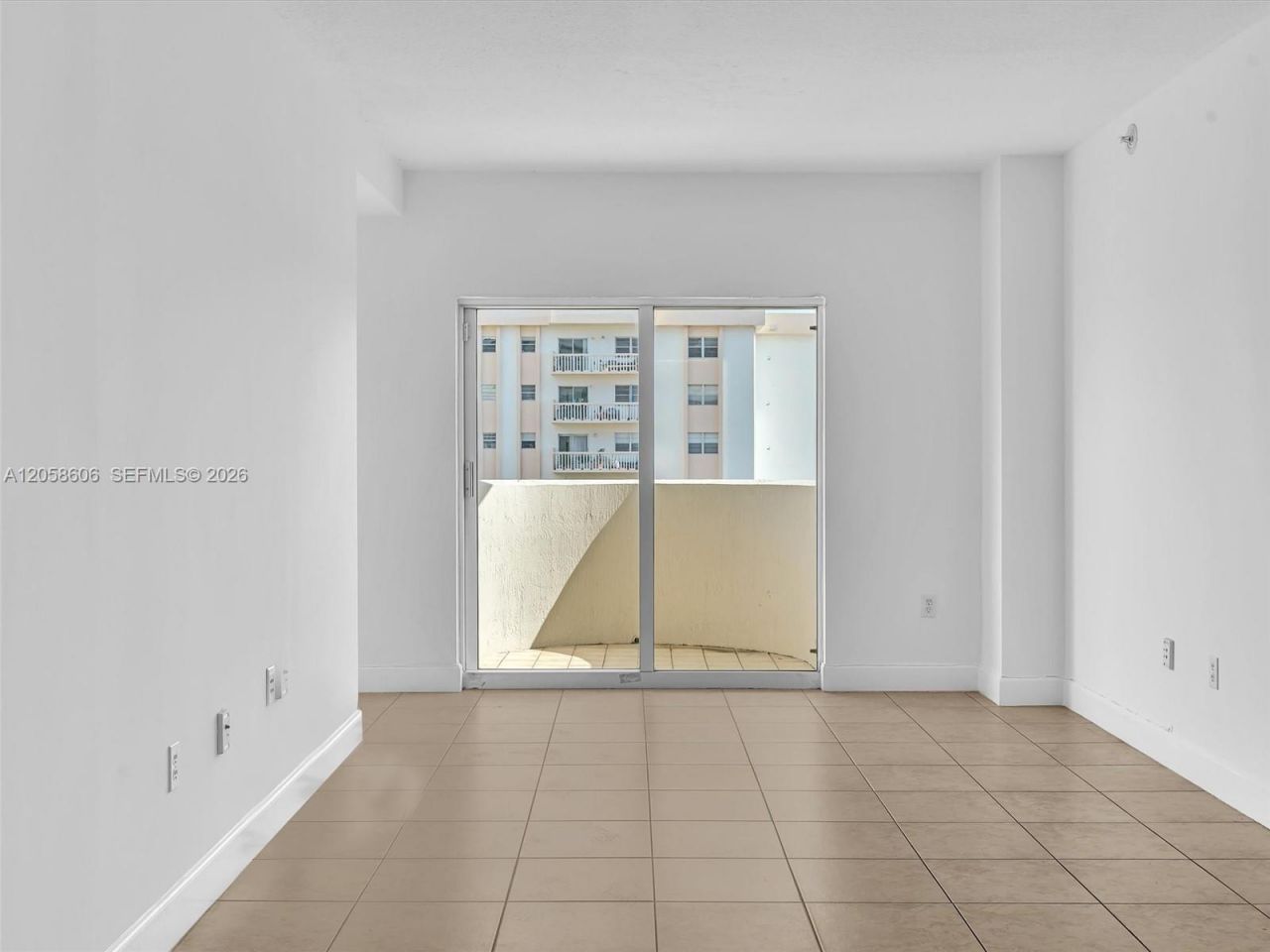 50 Menores Ave , Unit 518, Coral Gables, FL 33134 Photo