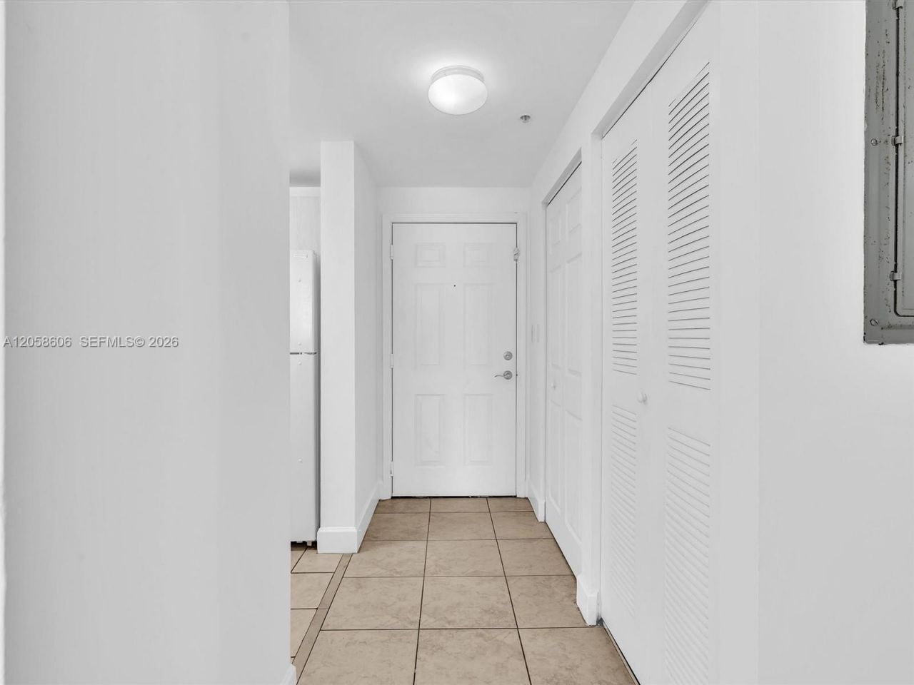 50 Menores Ave , Unit 518, Coral Gables, FL 33134 Photo
