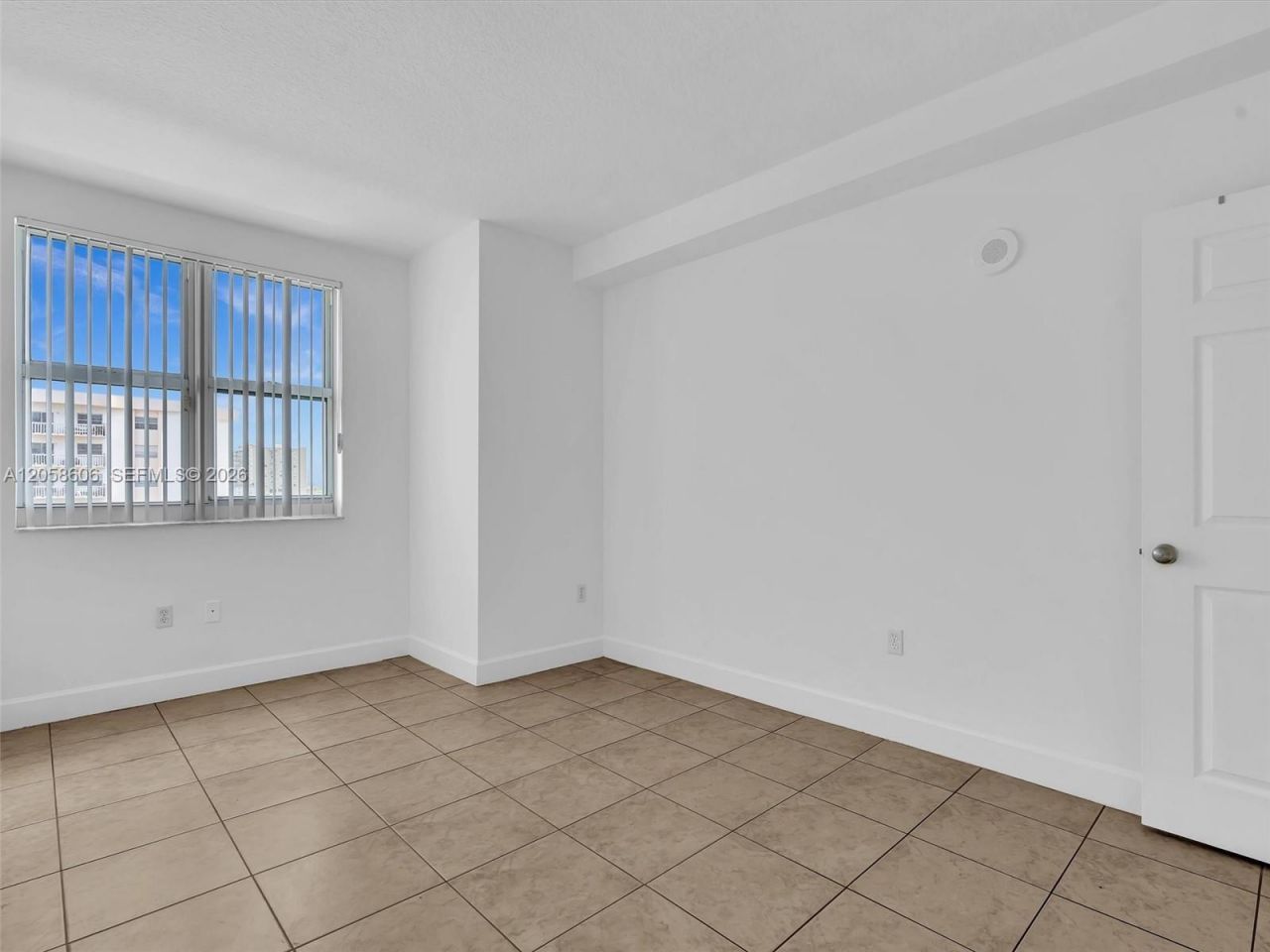 50 Menores Ave , Unit 518, Coral Gables, FL 33134 Photo